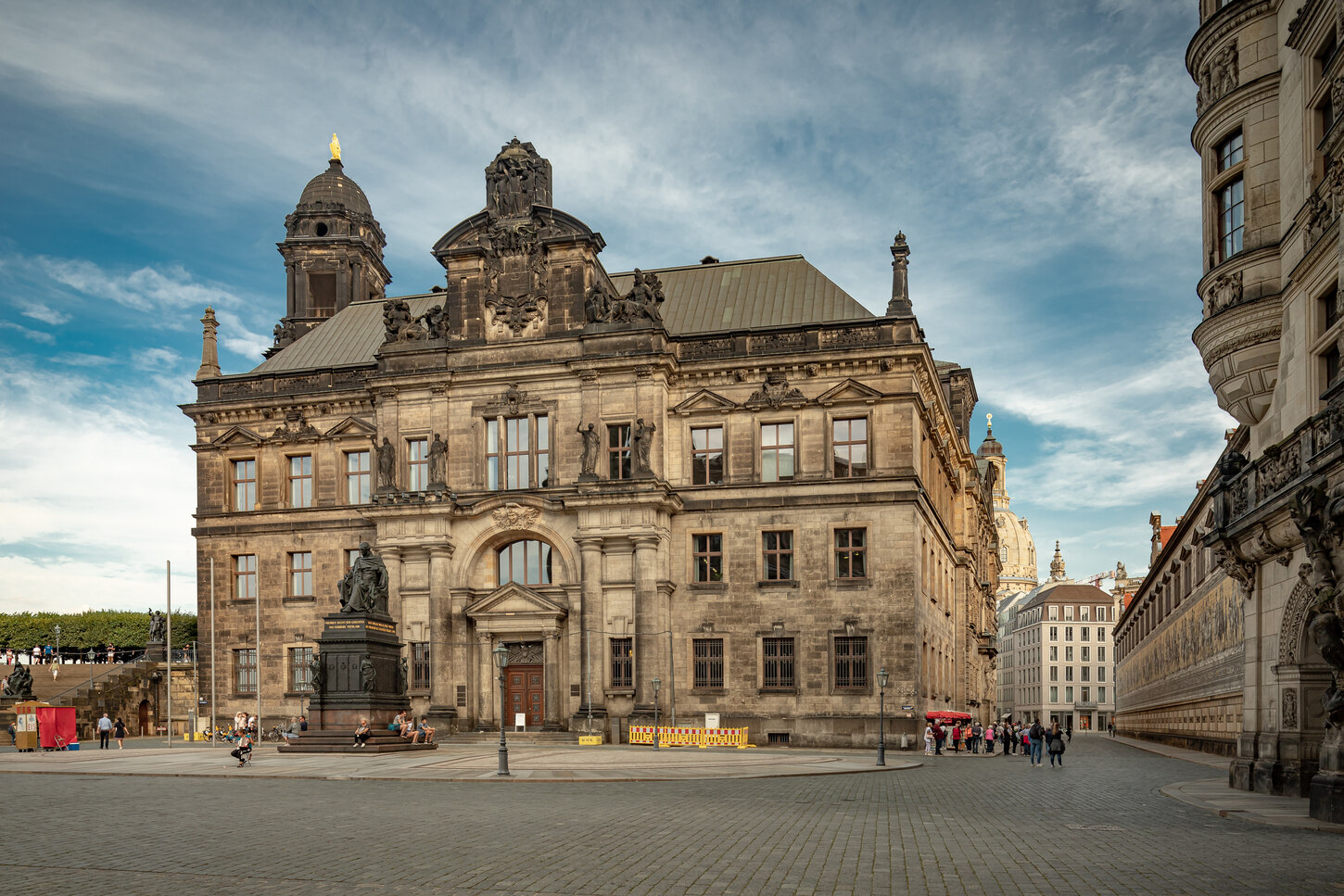Landesamt für Denkmalpflege Sachsen im Ständehaus, Schloßplatz, Dresden